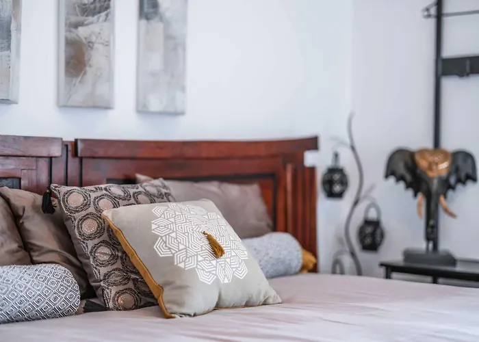 L'écrin Du Puech - Piscine Chauffée, Spa, Salle De Sport, Vue Panoramique Hébergement de vacances